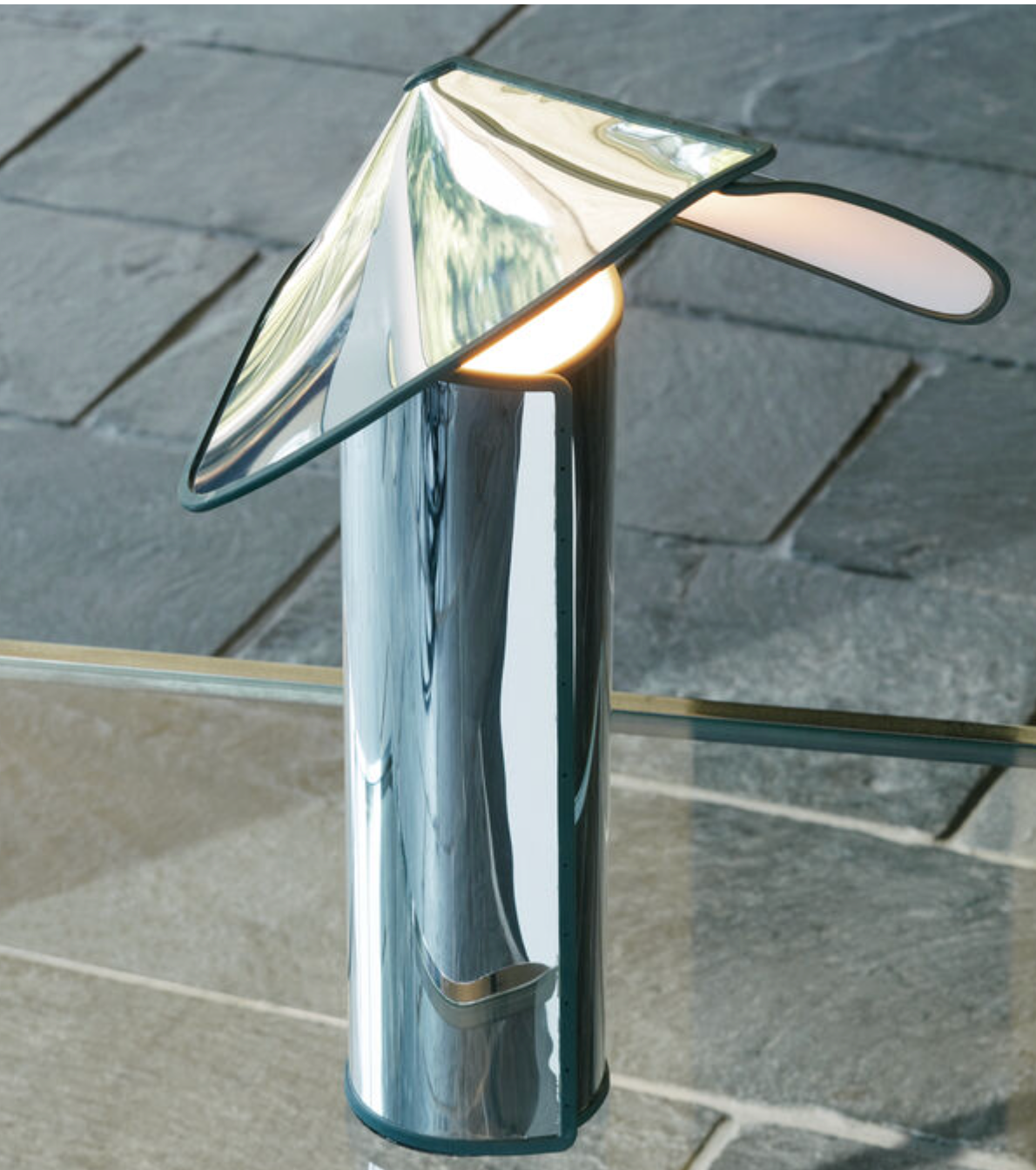Chiara Table Lamp - Mario Bellini - FLOS