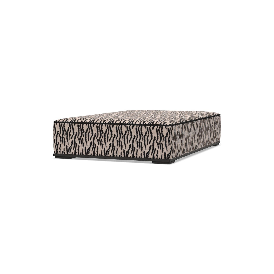 Apta Intevallum Rectangular Ottoman