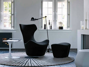 Grande Papilio armchair & ottoman